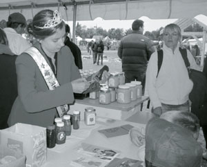 lisa-schluttenhofer-2010-american-honey-queen Lisa Schluttenhofer, 2010 American Honey Queen