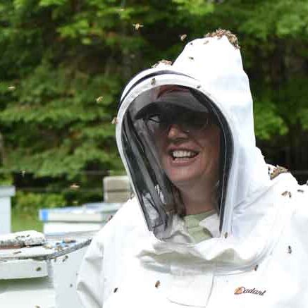 Maine State Apiarist Jennifer Lund